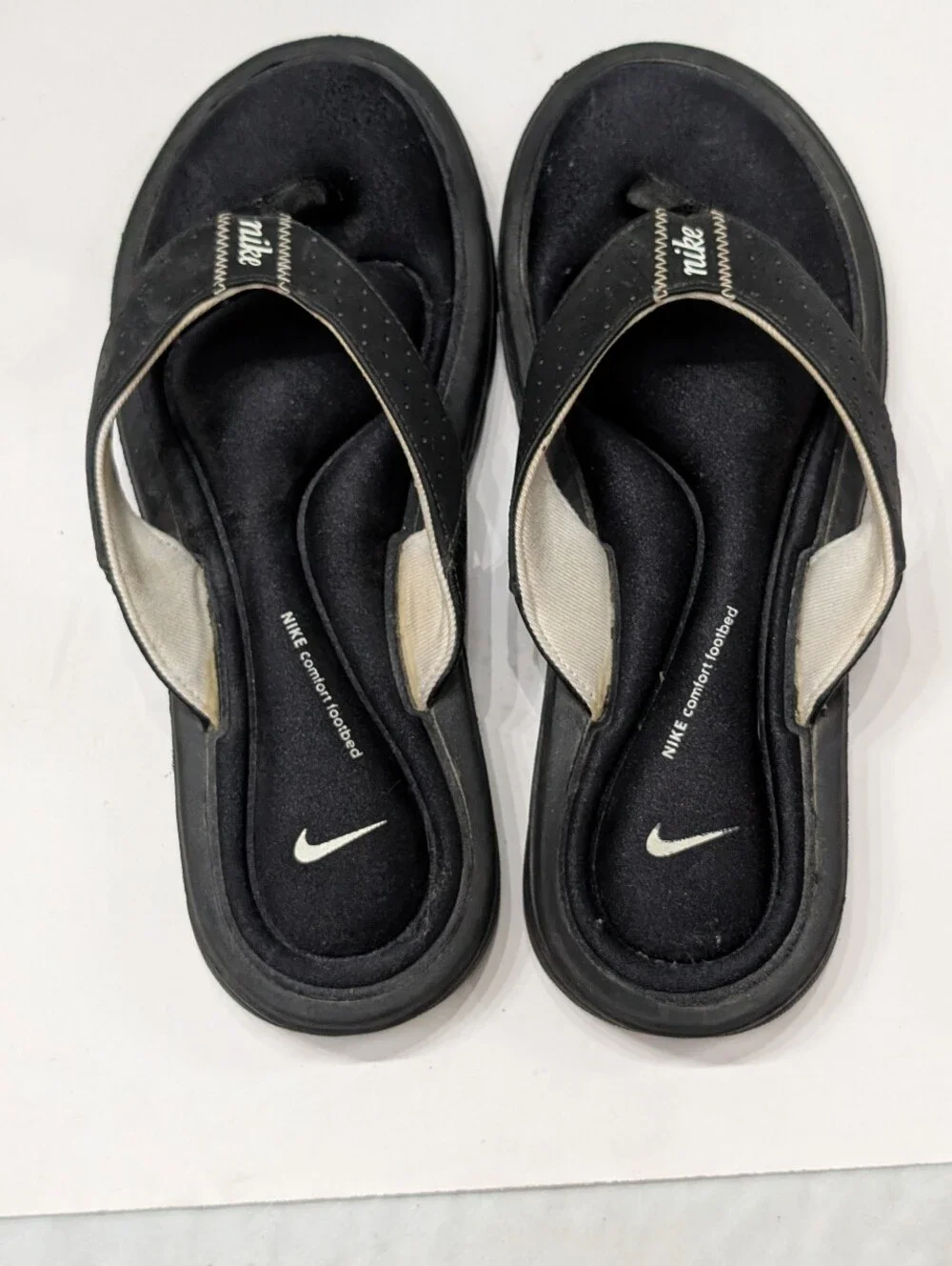 Nike Women's 8 Comfort Footbed Black White Flip Flop Thong Sandals 354925-011